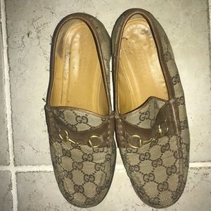 Gucci Shoes - Vintage Gucci shoes Gucci Shoes - Vintage Gucci shoes